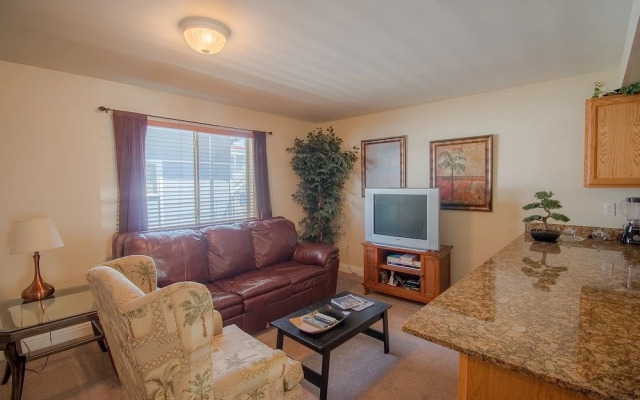 Oak Shores-Oak Shores 71