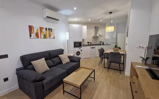 Apartamentos Picasso by gaiarooms