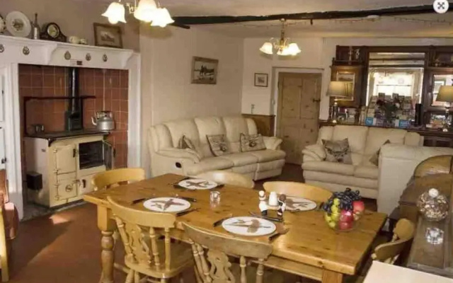 Charming 3-bed House on Exmoor
