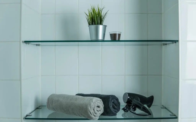 FULL HOUSE Studios - The Jungle Apartment - NETFLIX, WiFi inkl
