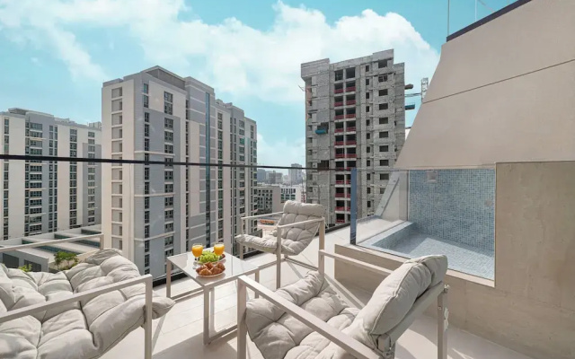 Binghatti Phantom Suites by Hostiva