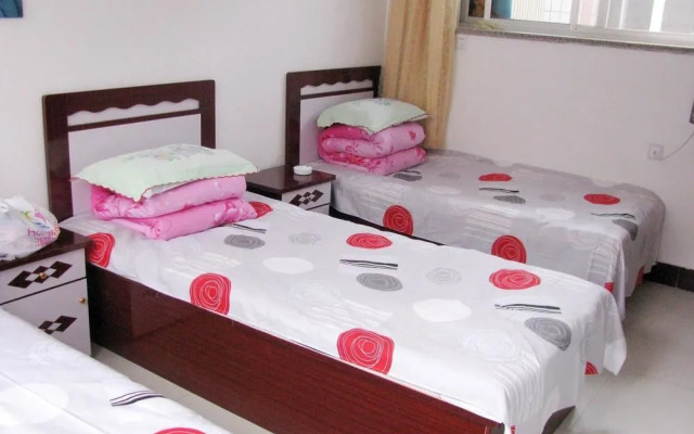 Rongjun Yujiale Hotel(蓬莱荣君渔家乐)