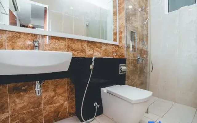 Paragon Residence Sleek Stay 2BR 4pax