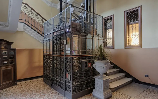 Torino Piazza Castello Studio