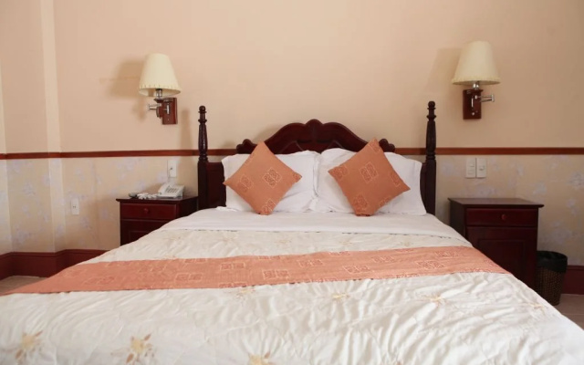 Best CM Hotel