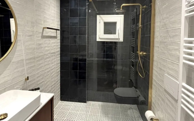 Siga-siga Luxury Acropolis Apt