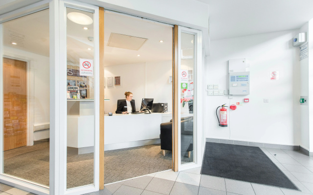 PREMIER SUITES Birmingham