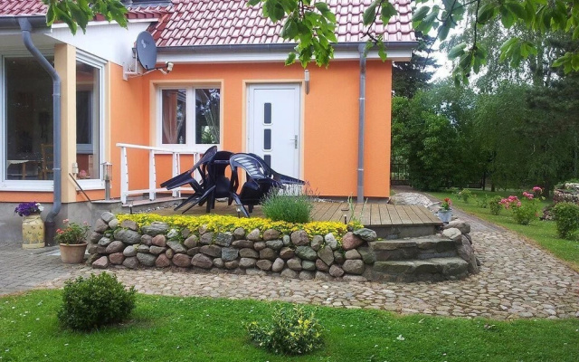 Geschmackvoll Ausgestattete Ferienwohnung für 3 Personen + 1 Aufbettung