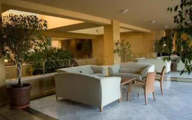 Hotel CEAR Juan Carlos I