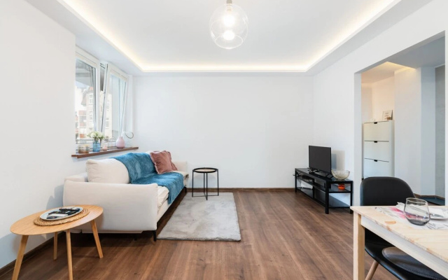 Kosinskiego With Parking by Renters