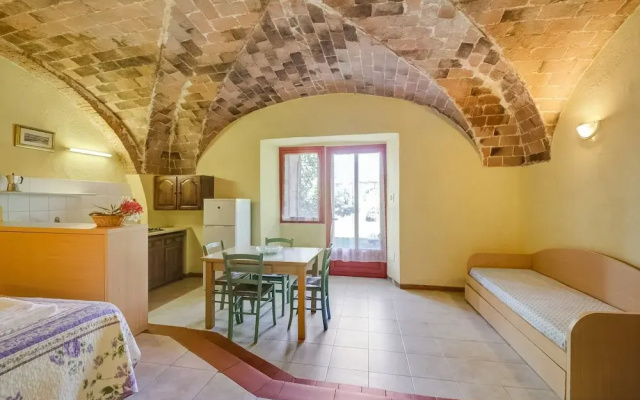 Tuscan Farmhouse in Montescudaio near Sea