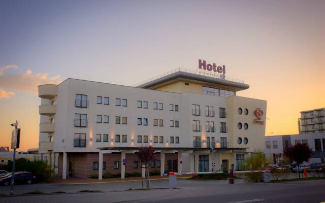 Hotel Swing вид на фасад