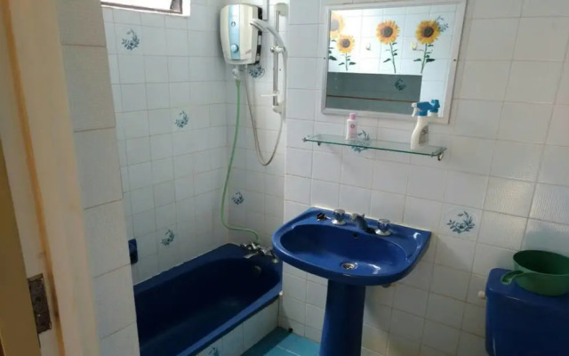 Malacca Sunshine Cottage