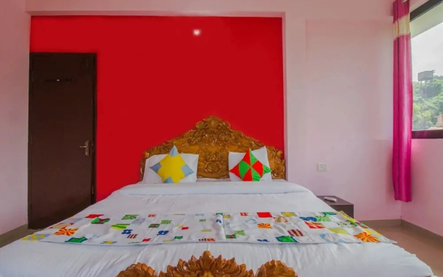 Oyo Home 18351 Luxurious Stay
