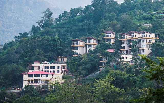 Veda5 Ayurveda And Yoga Retreat