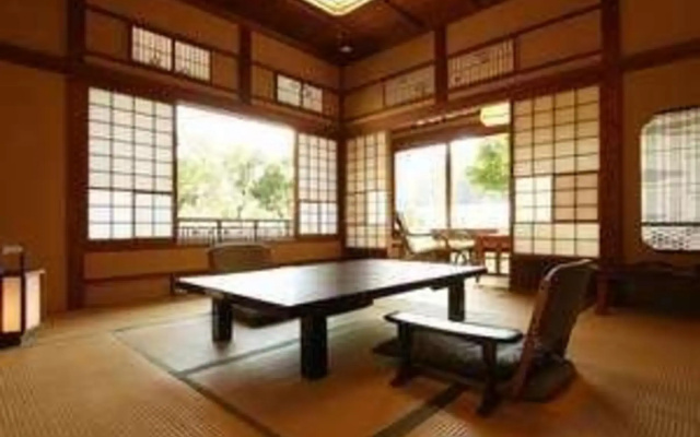 Yugawara Hot Spring Inn Fujitaya