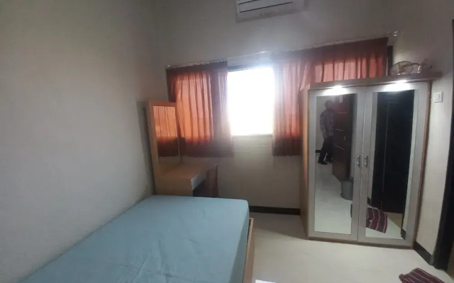 Capital O Guest House Kpri Sejahtera
