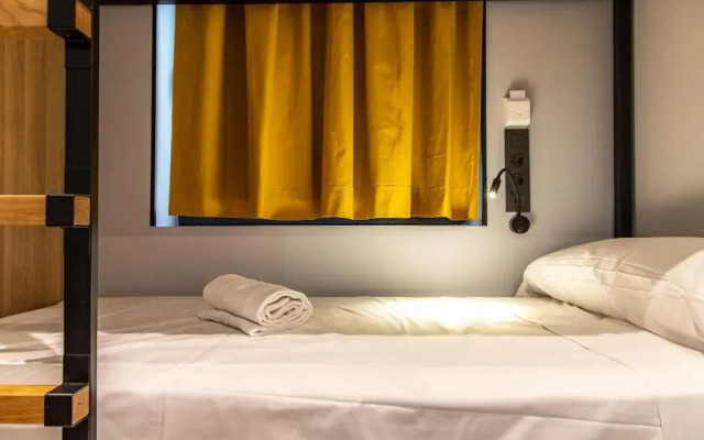 Petit Hostel La Latina - Adults Only