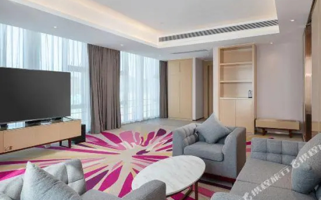 Lavande Hotel（Shaoguan High-speed Railway Station）