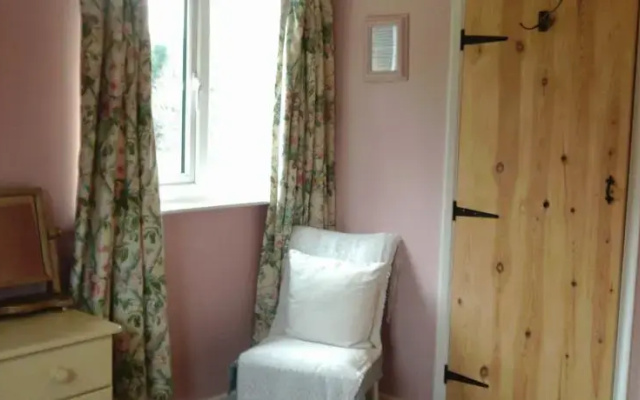 Brookside Cottage