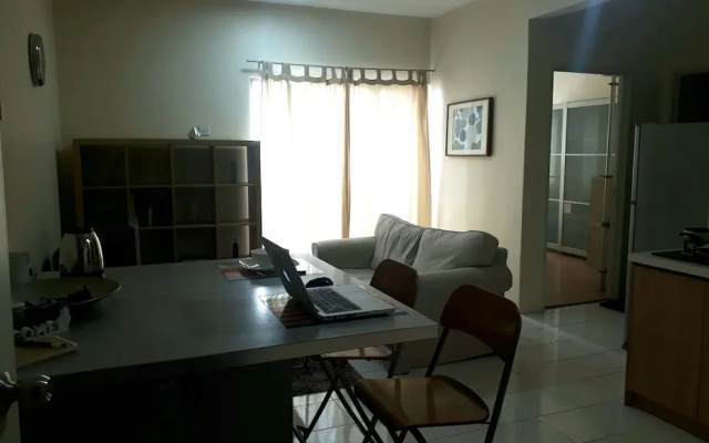 1 Room Apartment Vista Pinggiran- Equine