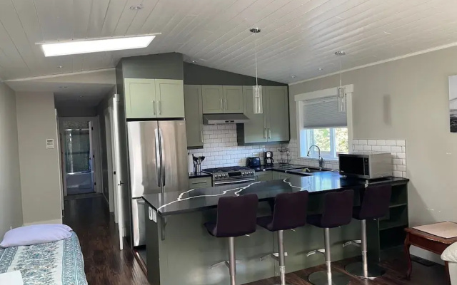 Ravina Garden Suite