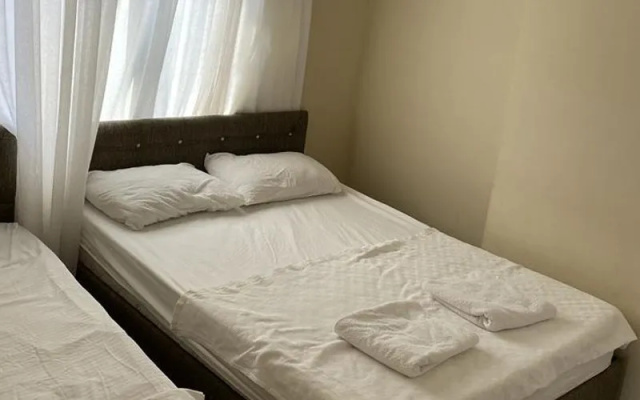Servet Apart Yemişkumu
