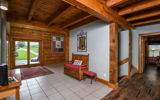 McKenzies Mountain 7 Bedroom House