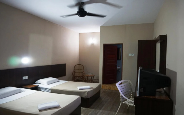 1 Baron Motel
