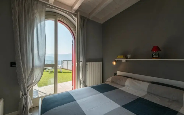 Panorama in Spiglia With 1 Bedrooms and 1 Bathrooms