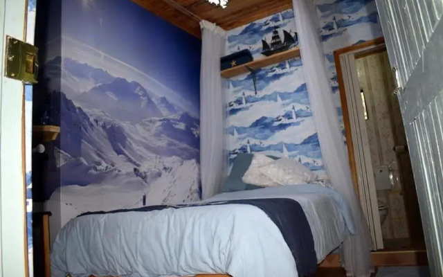 Sasana Guest House