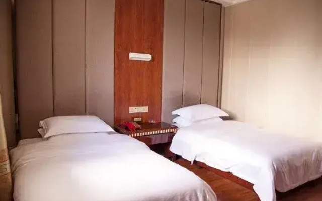 Huayue Hotel