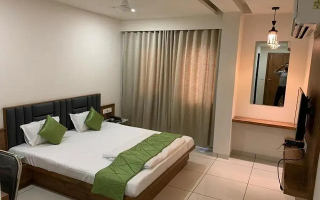 Hotel Satkar Chhatral
