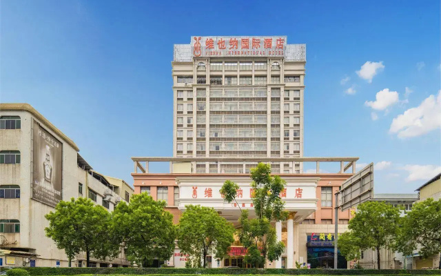 Vienna International Hotel (Dongguan Chashan, Yanxi Road)