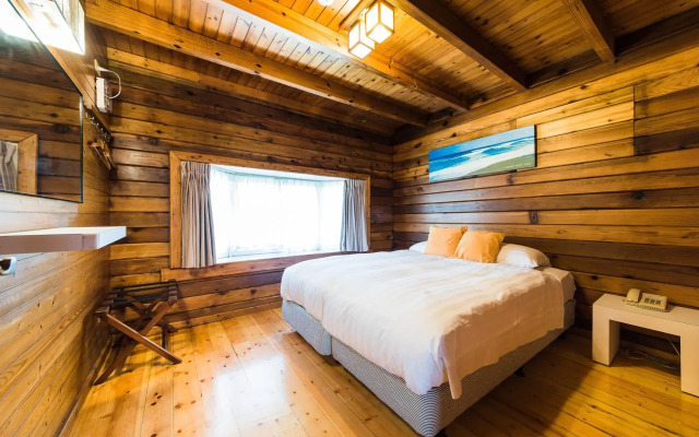Kentington Resort