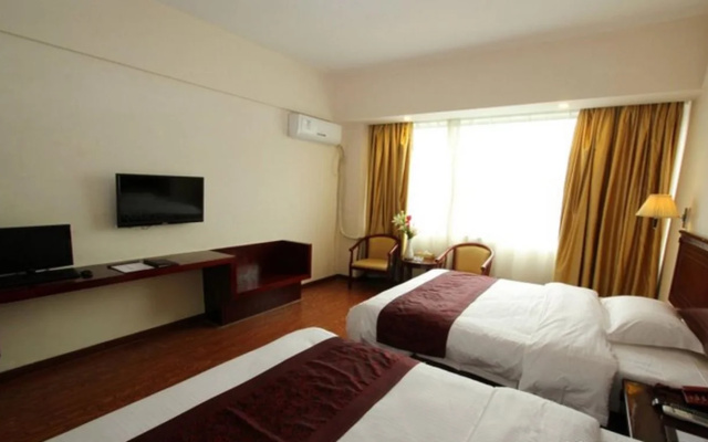 GreenTree Inn GuiLin LinGui District JinShan Square JinShui Road Expre