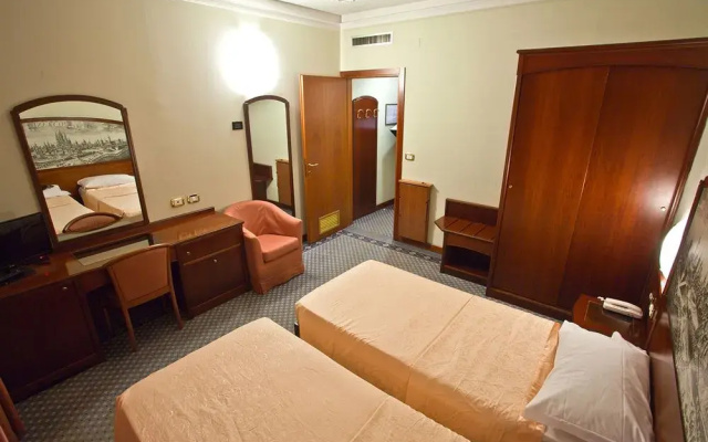 hotel mythos