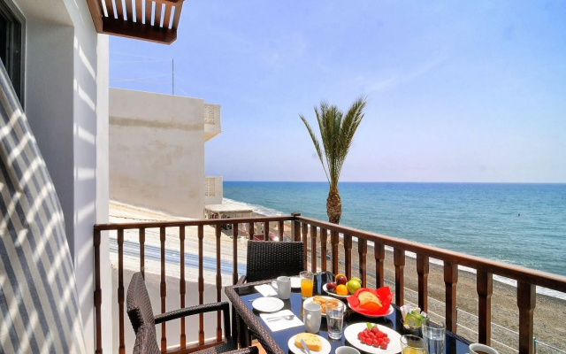 Myrtos Mare Suites