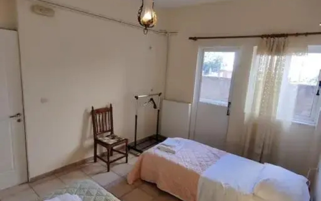 Kostas'House2