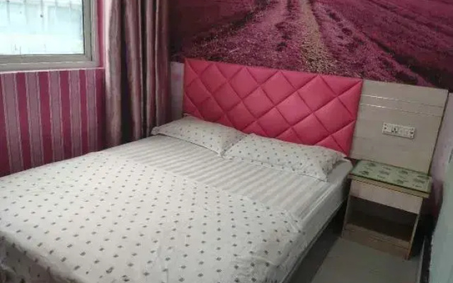 Jiahe Apartment (Wuhan Hubei University Shop)