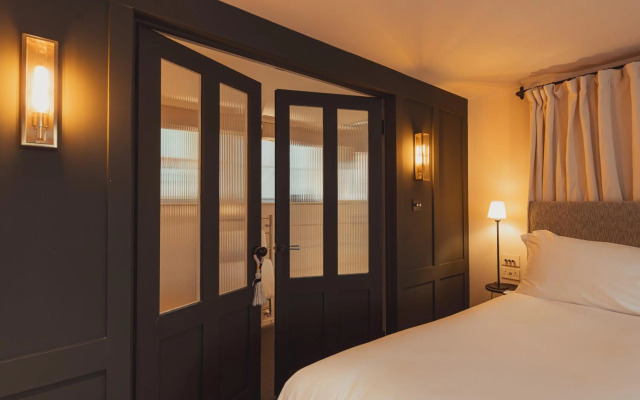 No.15 by GuestHouse, Bath