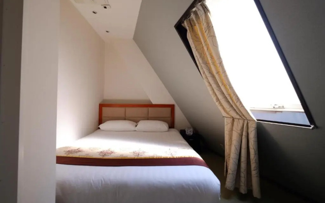 The Tabata Oji Hotel