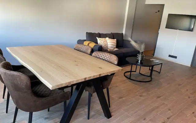 North Apartment 204