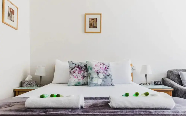 Hi 5 Luxury Holiday Apartments