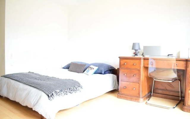Lovely 1 Bedroom Apartment Near Canary Wharf