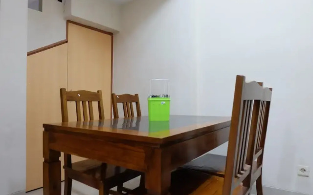 Simply Homy Guest House Uty Kronggahan