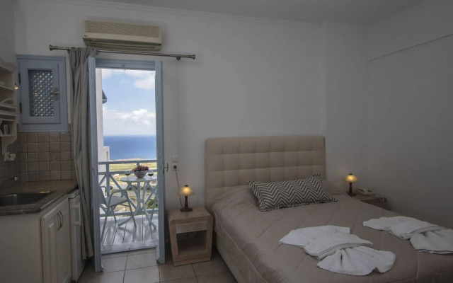 Erato Apartments