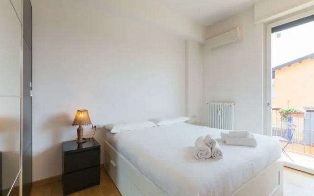 Navigli 6A Apartment