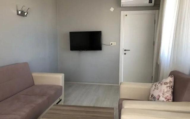 Heaven Golden Apartment