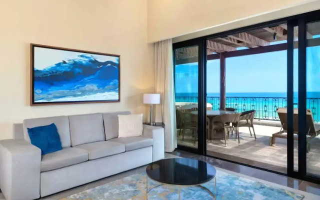Villa La Valencia Beach Resort&Spa Cabos
